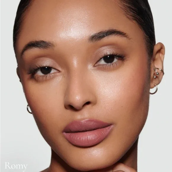 Lisa Eldridge Rouge Experience Refill in Romy - Picture 2 of 5